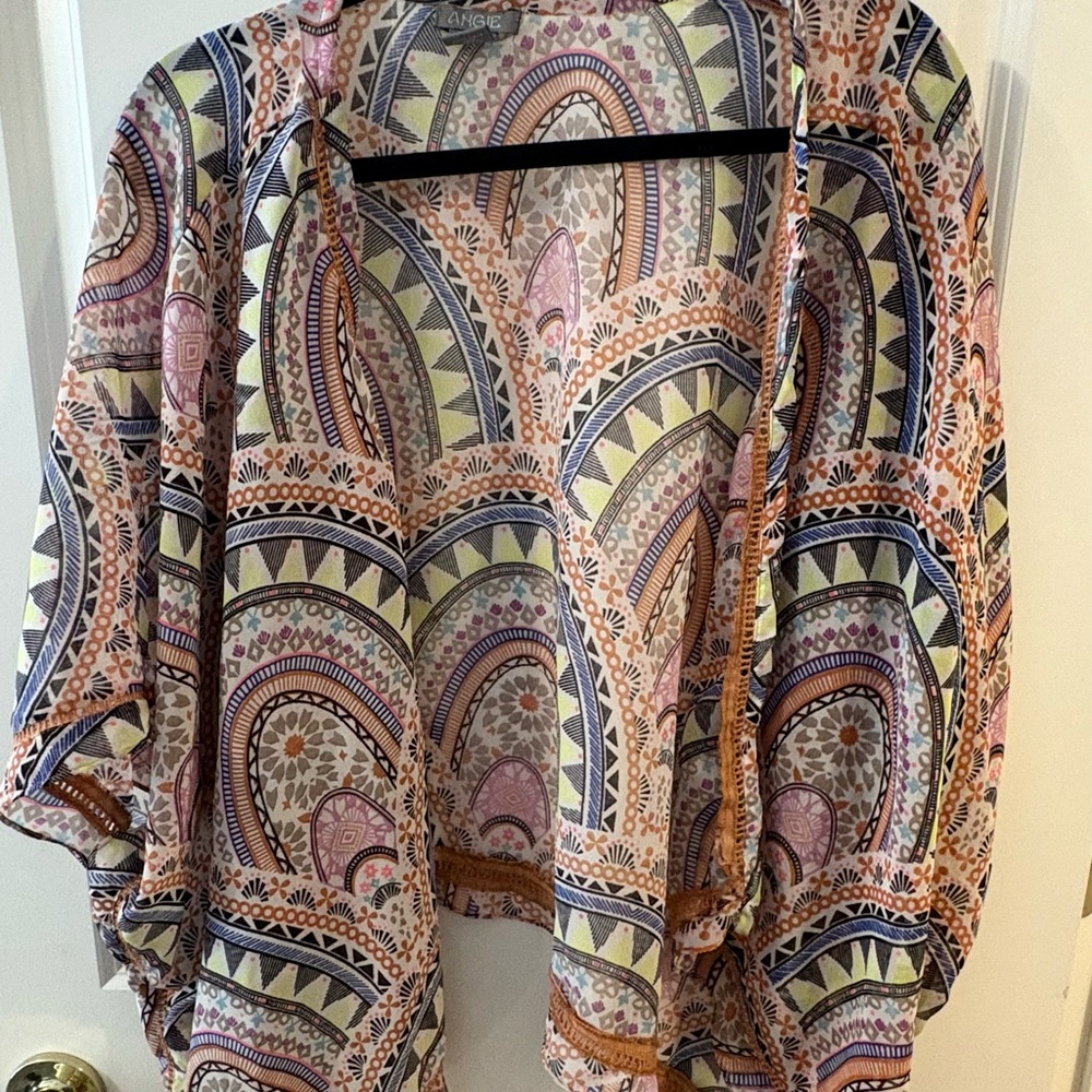 Colorful Patterned Summer Shrug - Picture 6 of 10